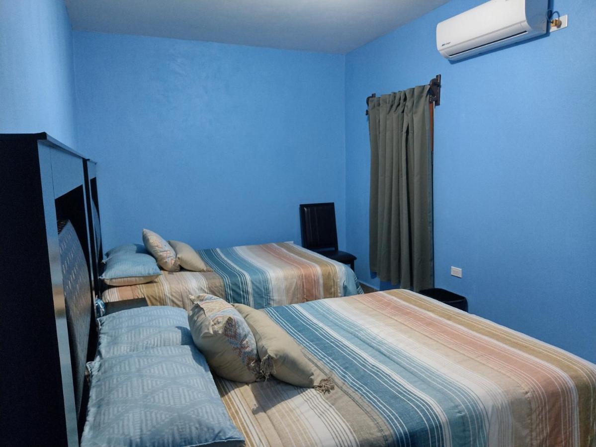 Hotel Prado'S Puerto San Carlos Buitenkant foto