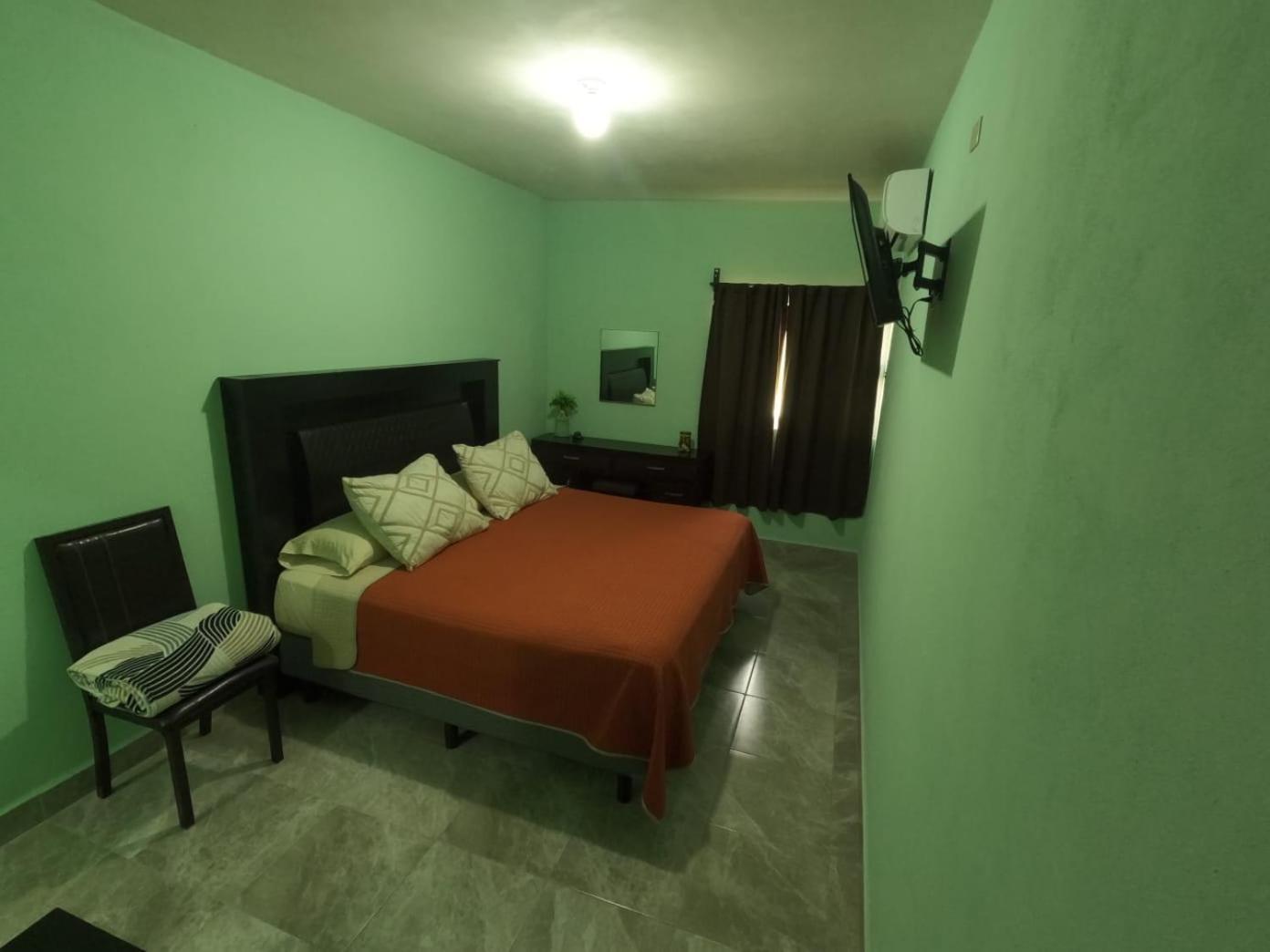 Hotel Prado'S Puerto San Carlos Buitenkant foto
